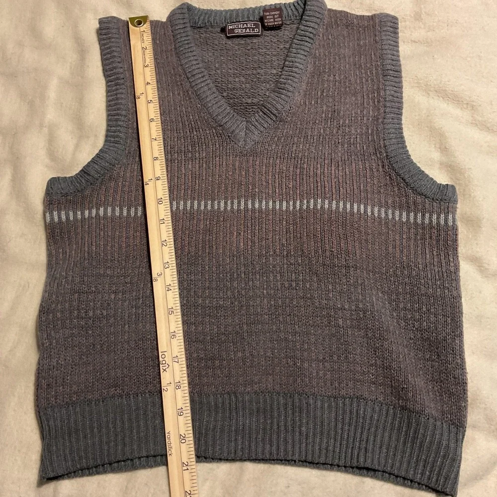 Michael Gerald Sweater Vest Mens Large Gray Striped V Neck Knit Pullover Classic